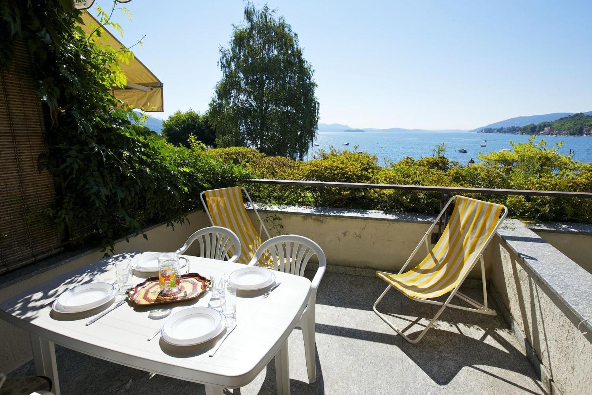 Residenz La Vela Apartment Baveno Phòng bức ảnh